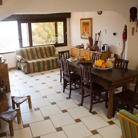 Villa Whole Villa-seaviews-private Access Beach@200m *