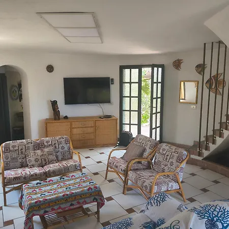 Villa Whole Seaviews Private Access At 200m U1977 Santa Margherita di Pula